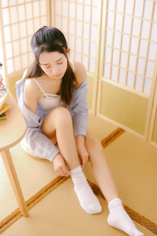 穿短裙在教室做嗯啊h