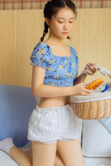 《小櫻大戰鳴人》免費觀看