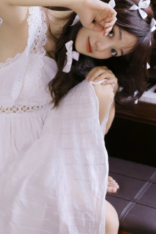 張靚穎 好不容易