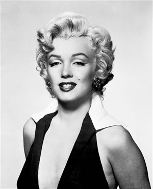 NPC覺醒后每天都在挨