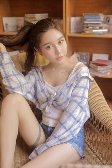 蕨草少女的白日夢