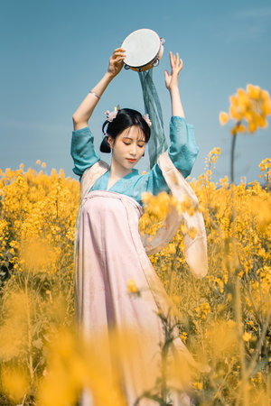 琪琪在線影院電視劇免費