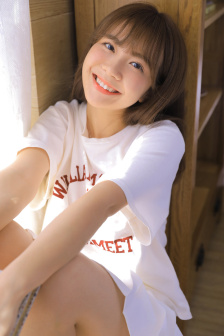 歐美精品久久久久久干草影院