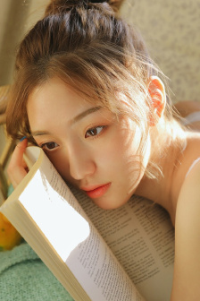 法國滿天星《八尺夫人》在錢