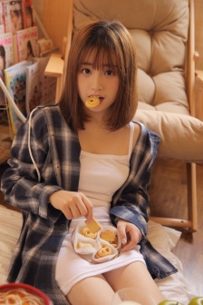 男女一邊桶一邊摸一邊脫視頻免費