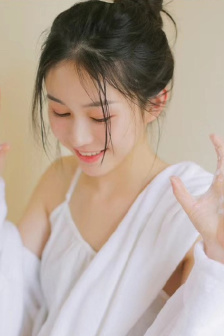 亞洲AV成人嚕嚕無碼網站A片