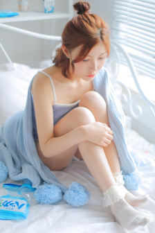 寶貝我們邊上樓梯邊做