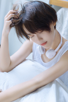 年輕的妺妺2倫理HD中文字幕