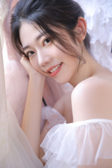 誘人的女服務員韓國電影