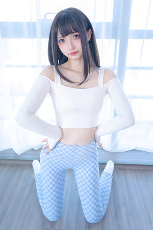 轉生成魅魔每天擠牛奶