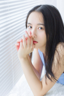 小雪給我嘗嘗你的奶水