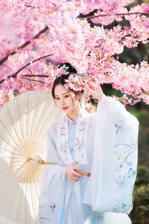 女局長下面太緊