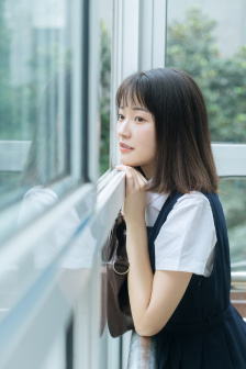 簡翡兒奇幻職場