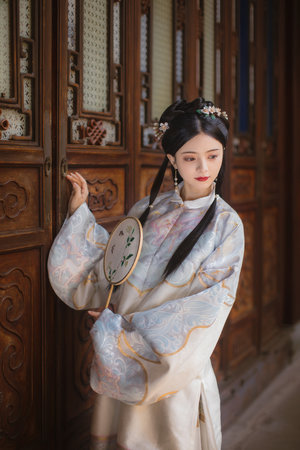 他扒開我小泬添我的B