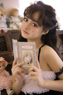 《女家教》完整版免費觀看