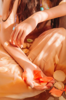 小受內褲勒到中間打屁股羞恥作文