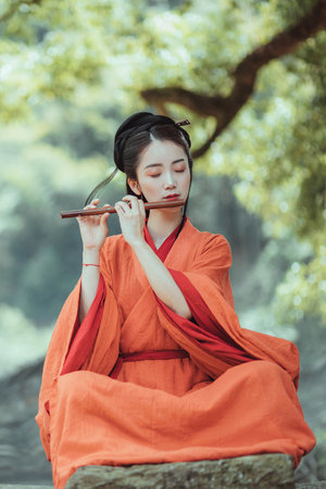 年輕的妺妺2倫理HD中文字幕