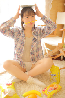 雪白肉體胯下蠕動呻吟