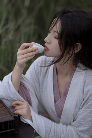 美麗小蜜蜂2 美國版