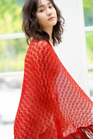 秋霜在線上觀看魯絲片