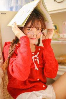 女貓在線觀看免費完整版字幕