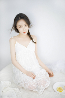 小東西過來自己動