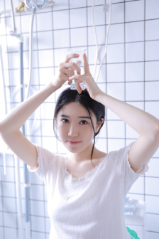 隔壁人妻偷人BD中字