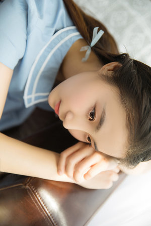 撓白絲腳心癢和腋窩癢和肚子腰