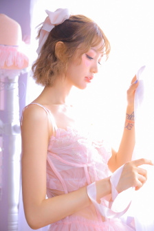 公么的大龜慢慢挺進我的體內