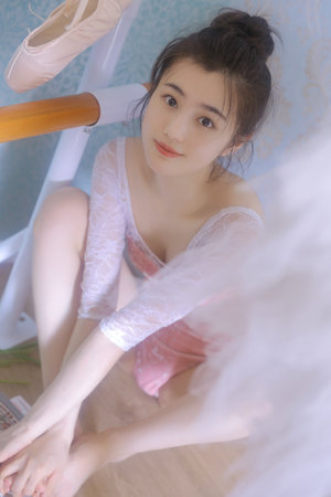 999國內精品永久免費視頻大學生