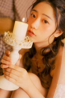 寶寶腿開大點一會就不疼了漫畫