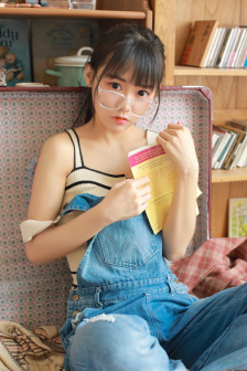 日本動漫《瞞著妻子參加漫展》原版