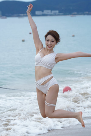 GOGO人體做爰大膽視頻