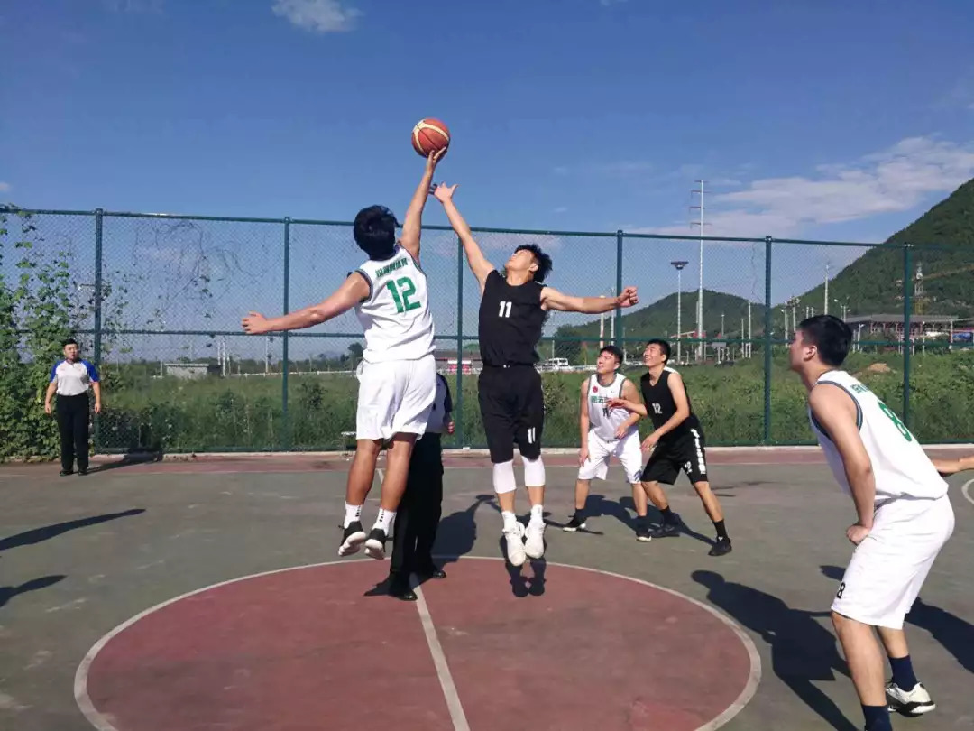 富勒姆vs切尔西直播_富勒姆vs切尔西免费在线观看_富勒姆vs切尔西高清视频无插件